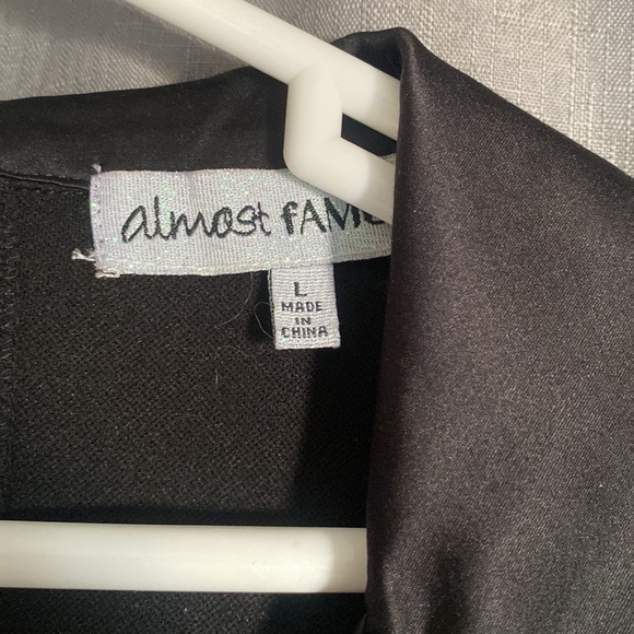 NEW WITH TAGS. ALMOST FAMOUS. STRETCH JUMPSUIT - Picture 6 of 7